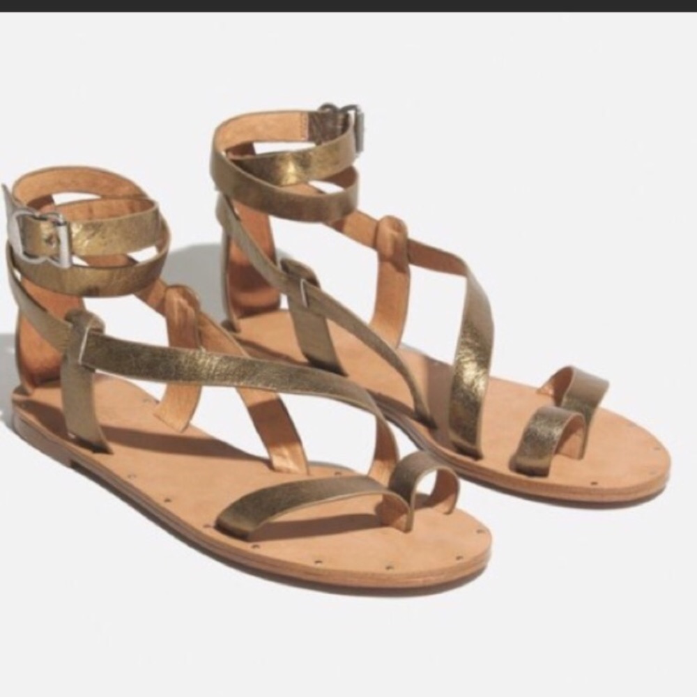 Madewell black sandals.